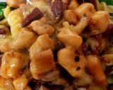 A picture of step 4 of My Chicken, Chorizo pasta dish with melted Gloucstershire cheese.