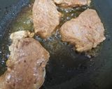 A picture of step 4 of Hot Chicken with garlic bread 🍞🍗🐔.