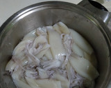Foto del paso 1 de la receta: Calamares con tomate