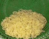 Foto langkah ke 1 dari resep Cilok Mie Goreng.