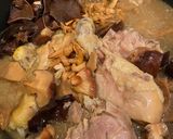 A picture of step 3 of Bun Mang Gio Heo (Vietnamese Pork Hock and Bamboo Shoot Noodle Soup).