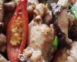 Gambar langkah 4 resipi Oyster sauce ginger chicken.
