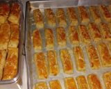 Foto langkah ke 4 dari resep Kaastengel resep tintin rayner eggless|renyah ngeprul premium.