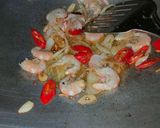 Gambar langkah 3 resipi King Oyster Mushroom Kacang Buncis.