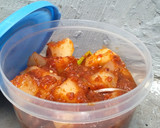 Foto langkah ke 4 dari resep 99. Kkakdugi // Lobak Kimchi.