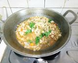 Foto langkah ke 2 dari resep Tumis jamur macaroni.