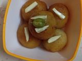 ब्रेड गुलाबजाम (Bread Gulabjamun Recipe in Marathi)