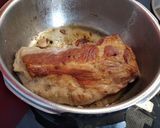Foto del paso 2 de la receta: Costilla de cerdo guisada con garbanzos y patatas
