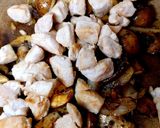 A picture of step 5 of My Creamy Black Peppered Chicken & Mushroom 🥰 #Mainmeal.
