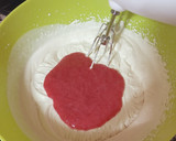 Foto del paso 11 de la receta: Tarta fresca de fresas con nata y chocolate