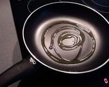 Foto del paso 4 de la receta: Omelette con jamón, queso, tomate y orégano