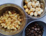 Foto langkah ke 2 dari resep Sambal goreng telur puyuh.
