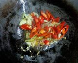Foto langkah ke 2 dari resep Oseng sayur pelangi.