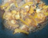 A picture of step 3 of Mushroom n babycorn Thai rice.