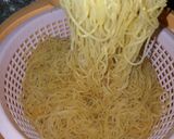 Foto langkah ke 1 dari resep Bihun goreng bakso.