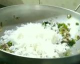 A picture of step 9 of Mushroom fried rice.
