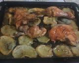 Foto del paso 5 de la receta: Pollo al horno (sin aceite) con papas y crema😁