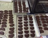 Foto langkah ke 3 dari resep Kue Lebaran Cokelat Kenari Resep Kuno.