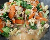 Foto langkah ke 4 dari resep Capcay Sayur Jamur Merang.