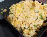 Foto langkah ke 3 dari resep Nasi Panggang Mayonnaise.