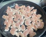 Foto langkah ke 2 dari resep Dada Ayam Wijen Sehat Tinggi Protein.