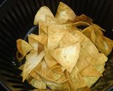A picture of step 3 of Air Fried Tortilla Chips.