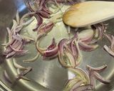 Une image de l'étape 2 de Saute de filet mignon en sucre - sale et ses légumes 🌸.