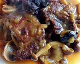 Foto del paso 8 de la receta: Jarrete deshuesado con hongos en salsa de limón negro y baharat