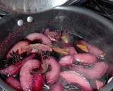 Foto del paso 5 de la receta: Peras al vino tinto