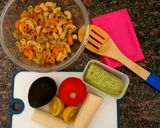 Foto del paso 3 de la receta: Ensalada con fideos "de colores"