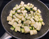 Foto del paso 2 de la receta: Salteado de Quinoa y verduras