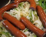 A picture of step 2 of Sausage, Onions, and Peppers Batch 4.