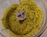 Une image de l'étape 6 de Moelleux aux amandes et pistache.