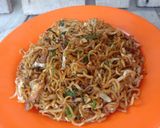 Foto langkah ke 6 dari resep Mie Goreng Kampung.