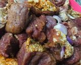 A picture of step 1 of Kachay qeema kabab.