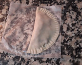 Foto del paso 2 de la receta: Empanadillas improvisadas de pollo