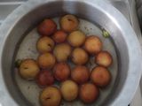 ब्रेड गुलाबजाम (Bread Gulabjamun Recipe in Marathi)