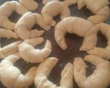 Foto del paso 8 de la receta: Medialunas de manteca súper fácil 🤤 😋