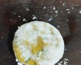A picture of step 2 of मेथी के (थेपले)पराठे.