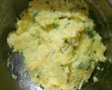 Foto langkah ke 2 dari resep Stik Kentang Keju sederhana.