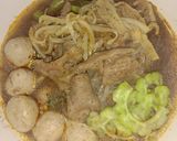 รูปขั้นตอนการทำที่ 4 ของ ก๋วยเตี๋ยวเนื้อ (Beef Noodle Soup)