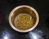 A picture of step 1 of Mix Veg Mangode.