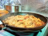 ระบำปีกไก่ผงกะเพราหอม