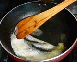 A picture of step 4 of Paneer butter masala.