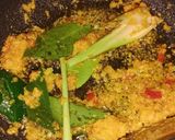 Foto langkah ke 3 dari resep Kare ayam dan tahu.