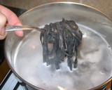 Foto del paso 19 de la receta: Fideos caseros negros con salsa de mare para Pascua !!!!