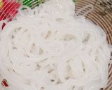Hình bước làm 1 của món Làm bún không dùng khuôn
