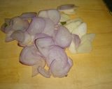 Foto langkah ke 2 dari resep Sayur Bening Bayam Kemangi.
