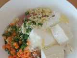 Ngohyong Tahu Ayam