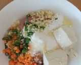 Foto langkah ke 2 dari resep Ngohyong Tahu Ayam.